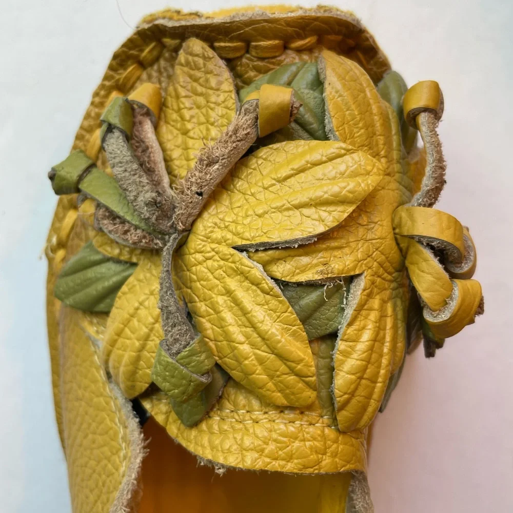 Socofy Bohemian yellow and green flower leather slip on shoes. Size 7.5 NWOT - Picture 6 of 9